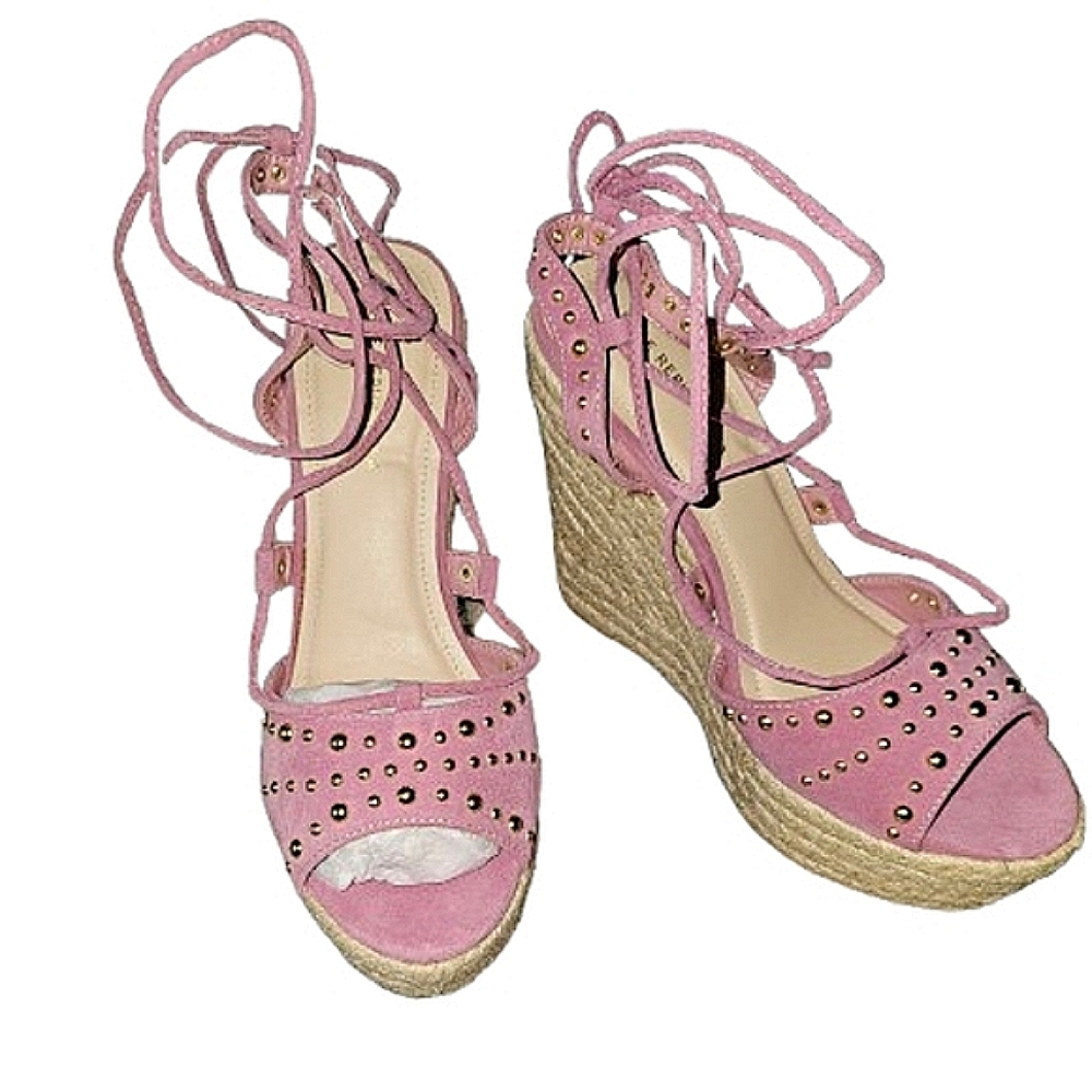 NWOB SHOE REPUBLIC LA Pink Studded Wedge Sandal 10
